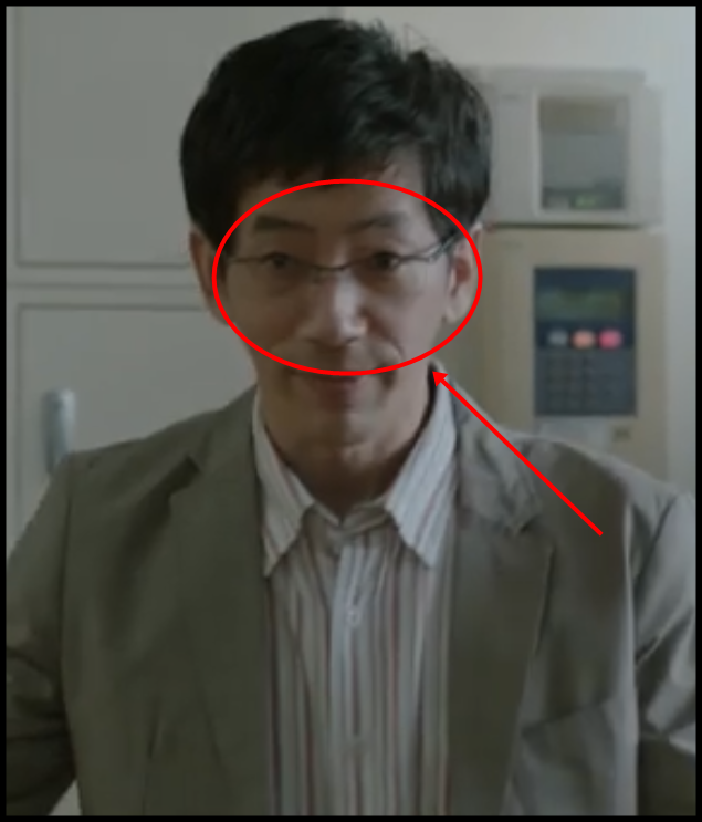 宮岡さんのメガネ